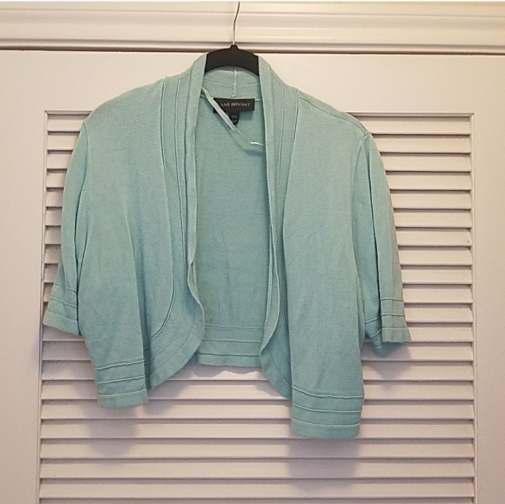 Lane Bryant cropped mint shrug 18/20